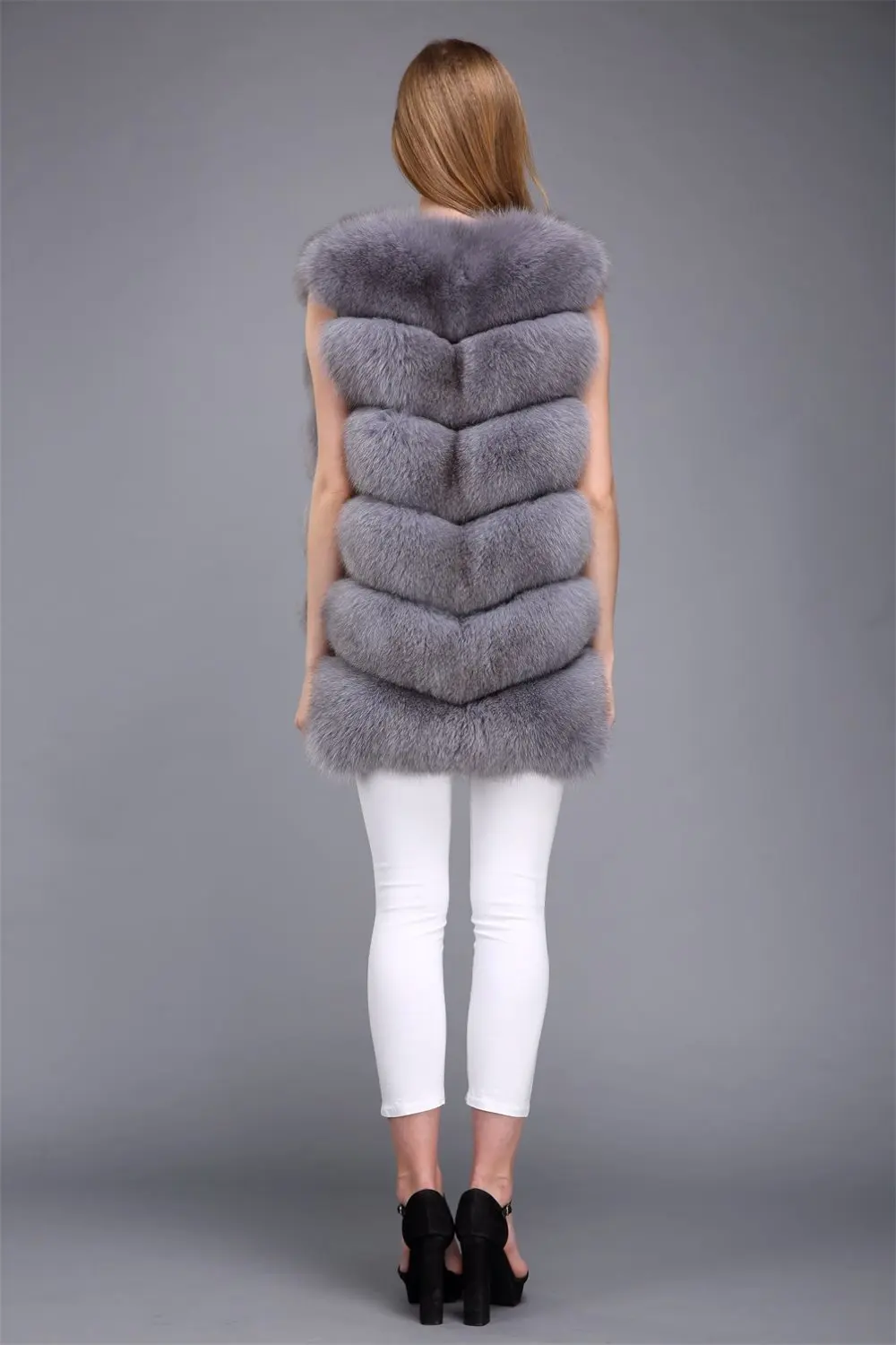 1706018-fox-fur-gilet-gray-color-lvcomeff-1