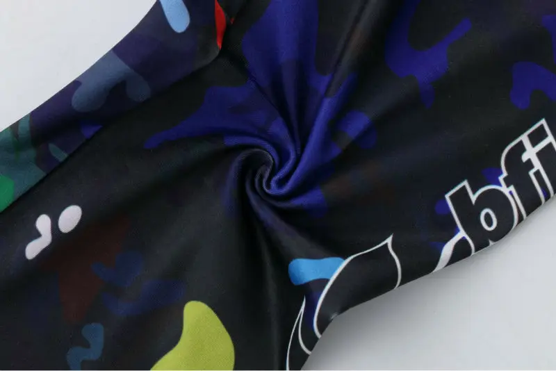 3892922272_1528924397