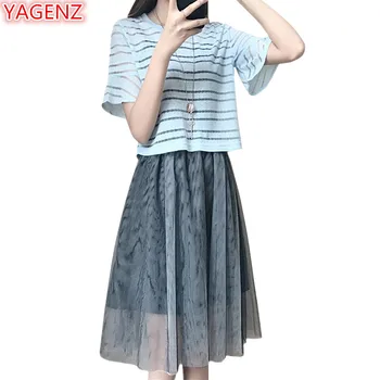 

YAGENZ Plus size 5XL Fashion Womens Clothes Summer Dresses Womens 2 Pieces Set Short-sleeved Striped T-shirt Tops and Dress 470