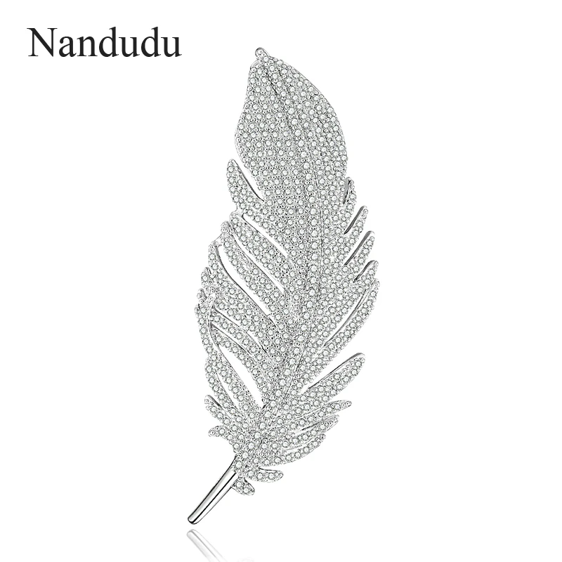 

Nandudu Glittering Rhinestone Feather Brooches For Women Leaf Scarf Brooch Pins Banquet Wedding Accessories Gift X318