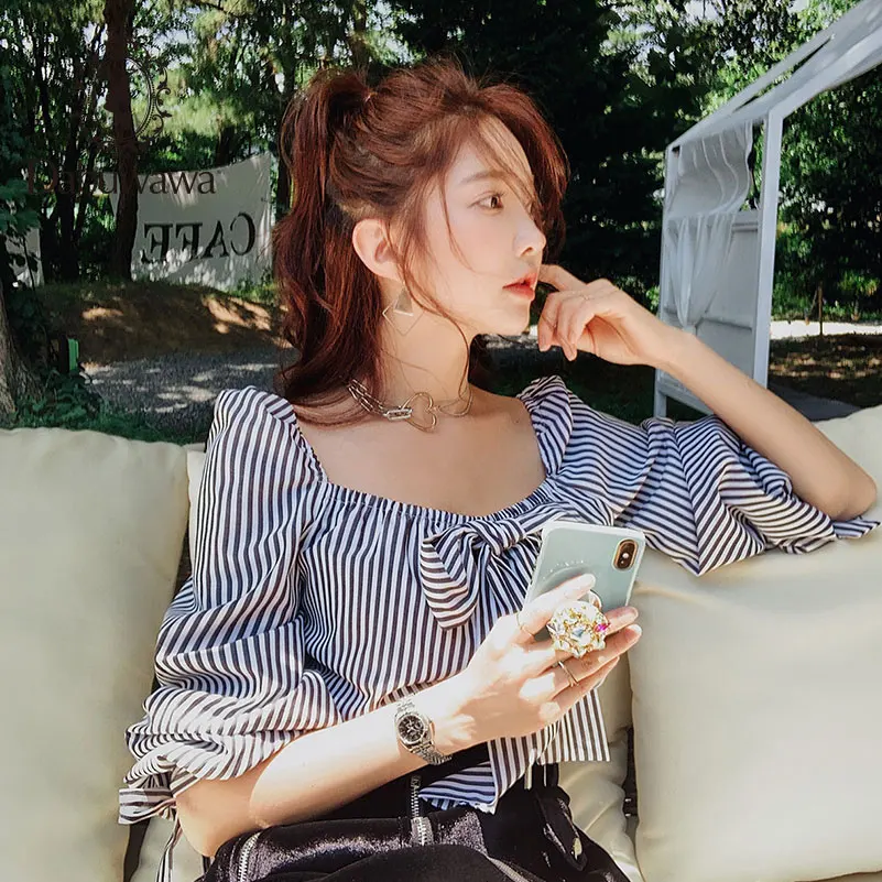 

Dabuwawa 2019 New Autumn Women's Bow Square Collar Retro Striped Shirts Fashion Long Sleeve Blouse Tops DN1CST031