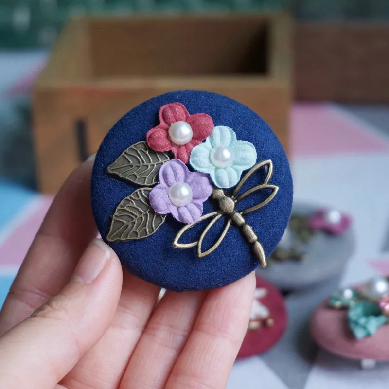 2018 Woman Fashion Brooch Pins Cute LOVELY big round badge pins