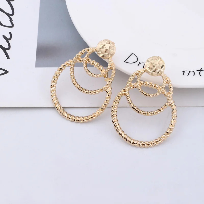NF10305 (5)