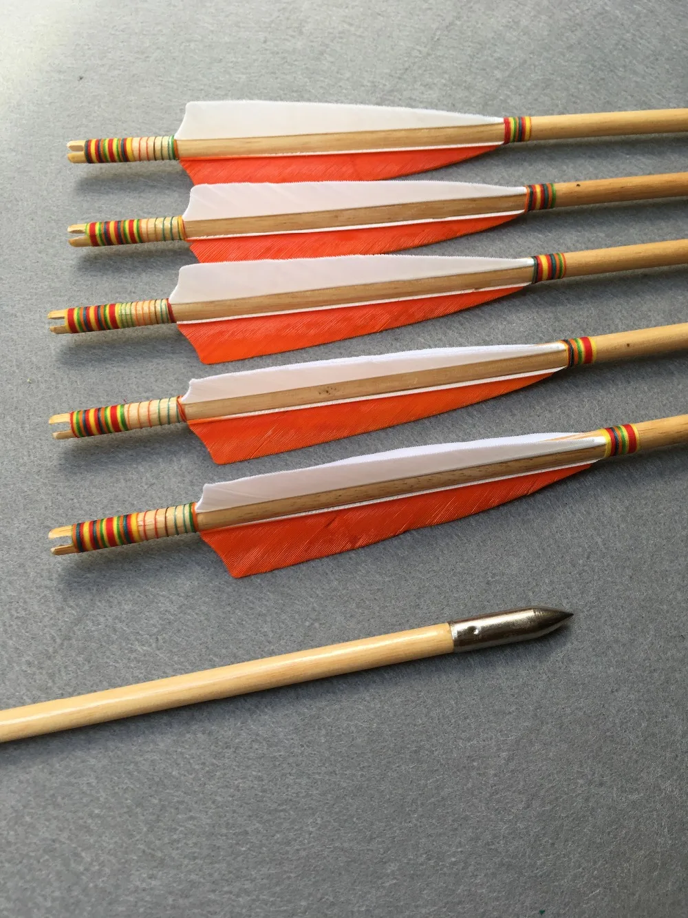 

CDRIC 6pk orange white shield shape feathers wooden arrows for hunting recurve bow longbow