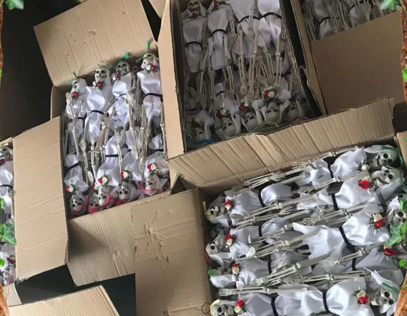 Cosplay&ware 1pairslot Halloween Decoraions Horror Skeleton Frame Haunted Ghost Bride Bridegroom Couple Party -Cosplayware Store HTB1orUiXLb2gK0jSZK9q6yEgFXaM.jpg