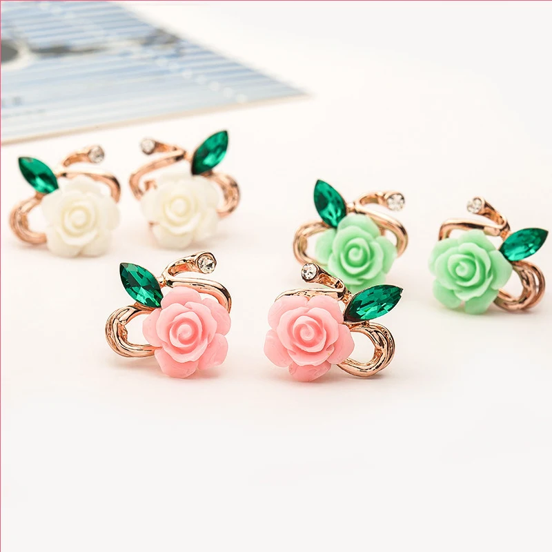 

2019 New fashion jewelry exaggerated earrings new popular women's Ol pink rose imitation pearl crystal earrings wholesale