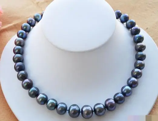 

3729 ROUND BLACK FRESHWATER PEARL NECKLACE