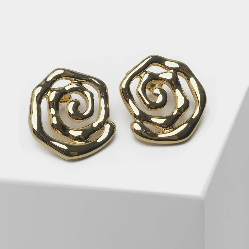 

Rose design hollow out simple personality fashion stud earrings