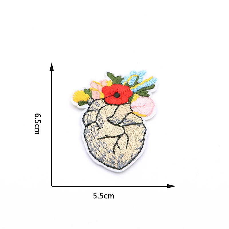 2 шт./лот, вышитая вручную железная нашивка, анатомическая нашивка в виде сердца, цветок, сердце, подарок для врача, медсестры, гранж, нашивки SC3237