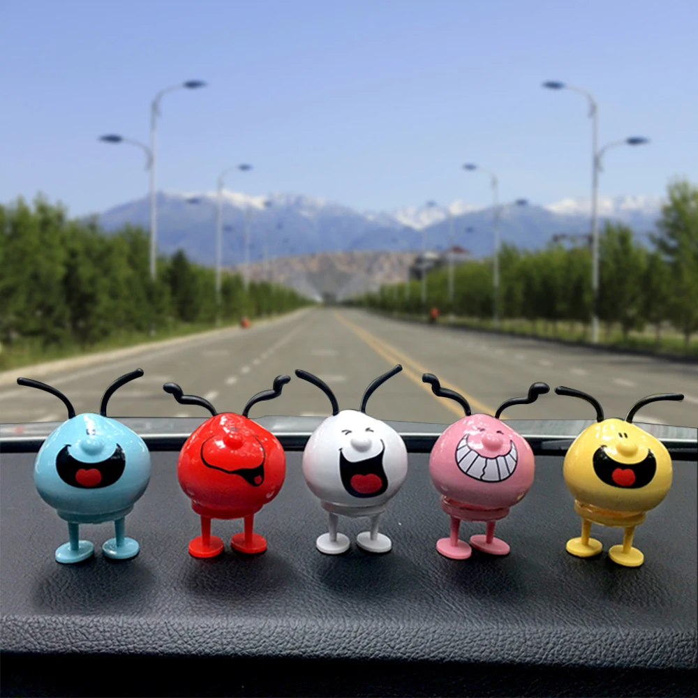 

Car Ornament Cute Dog Nodding Puppy Doll Automobiles Dashboard Decoration Shakes Head Ornaments Toys Accessories