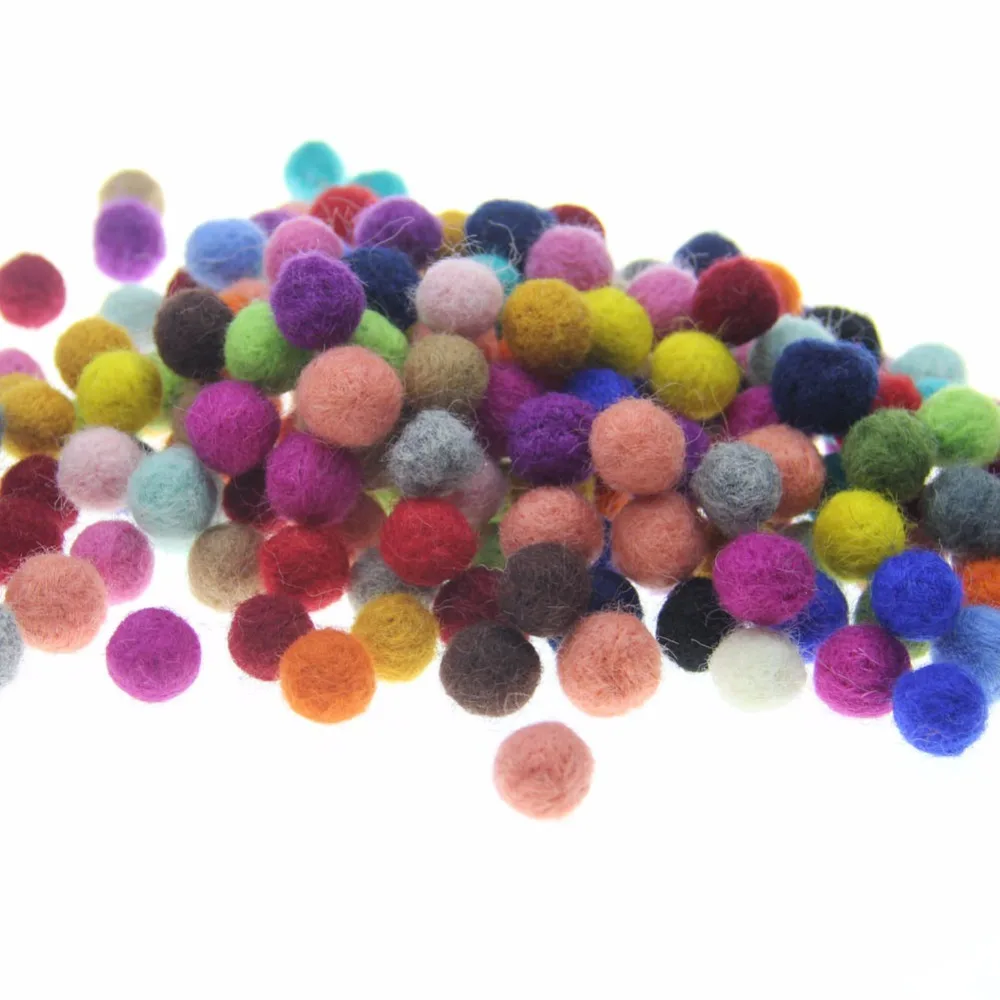 

10pcs 15mm High Quality Multicolour Wool Party Supplies Felt Wool Ball Garland Wool Felt Ball Girls Room Handmade Diy Wool Balls