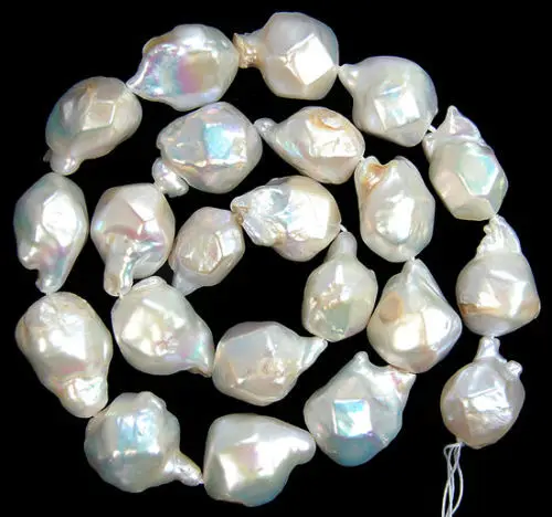 

0001753 Faceted Natural Baroque Freshwater Pearl Nugget Beads necklace