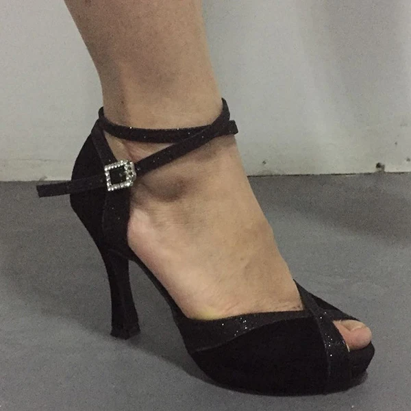 854 black