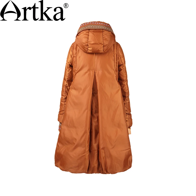 ARTKA Women Coat Long Down Jacket Female 90% Duck Down Parka With Hood 2018 A-Line Thick Winter Down Coat With Gloves ZK17240D ARTKA Women Coat Long Down Jacket Female 90% Duck Down Parka With Hood 2018 A-Line Thick Winter Down Coat With Gloves ZK17240D