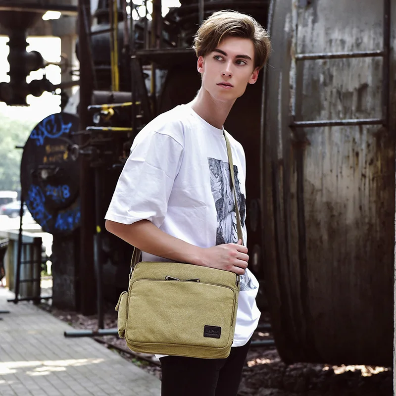

Factory direct 2018 new minimalist single shoulder diagonal bag fashion multifunctional travel can put ipad Korean bag