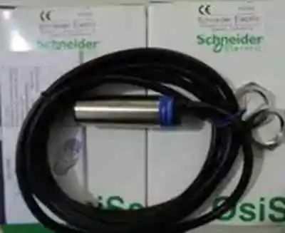 

DHL/EMS 2 Sets 1PC NEW Schneider XS208BLPAM8