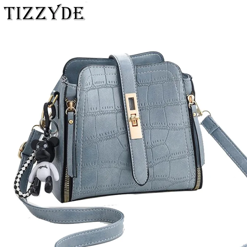 

2019 New Crocodile Luxury Small Bucket Bag Women Messenger Bags Crossbody Shoulder designer Beach Bag Black Red Blue WY0372