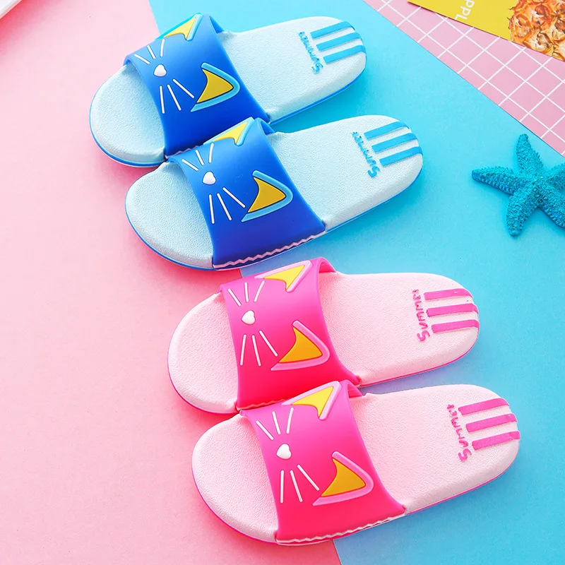 

2019 Kids Slippers for Children Bathroom Shoes Cartoon Cat Animal PVC Non-slip Waterproof Home Loafer Baby Children Beach Sandal