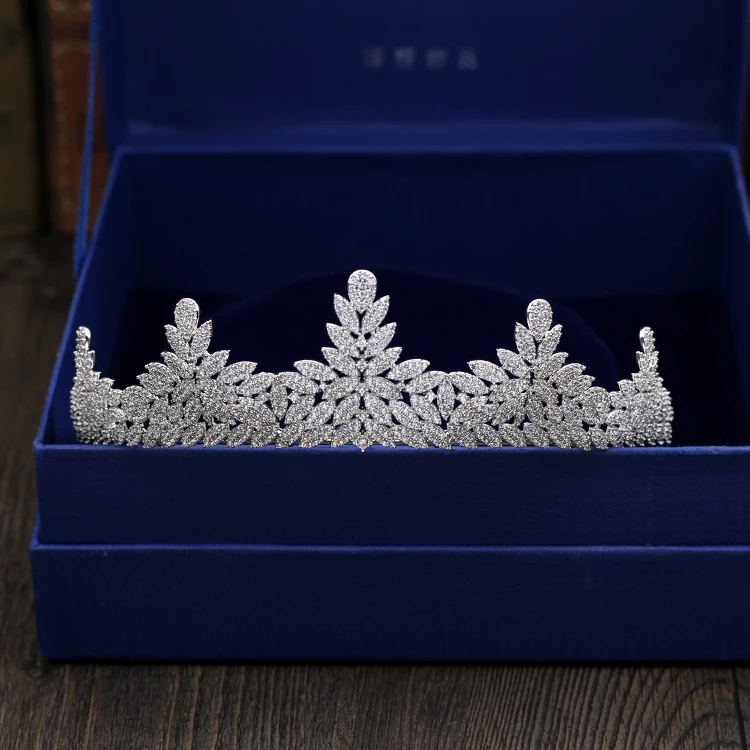 Fashion luxurious crystal flowers CZ zircon Princess crown wedding bride dinner banquet Beauty tiaras jewelry free shipping