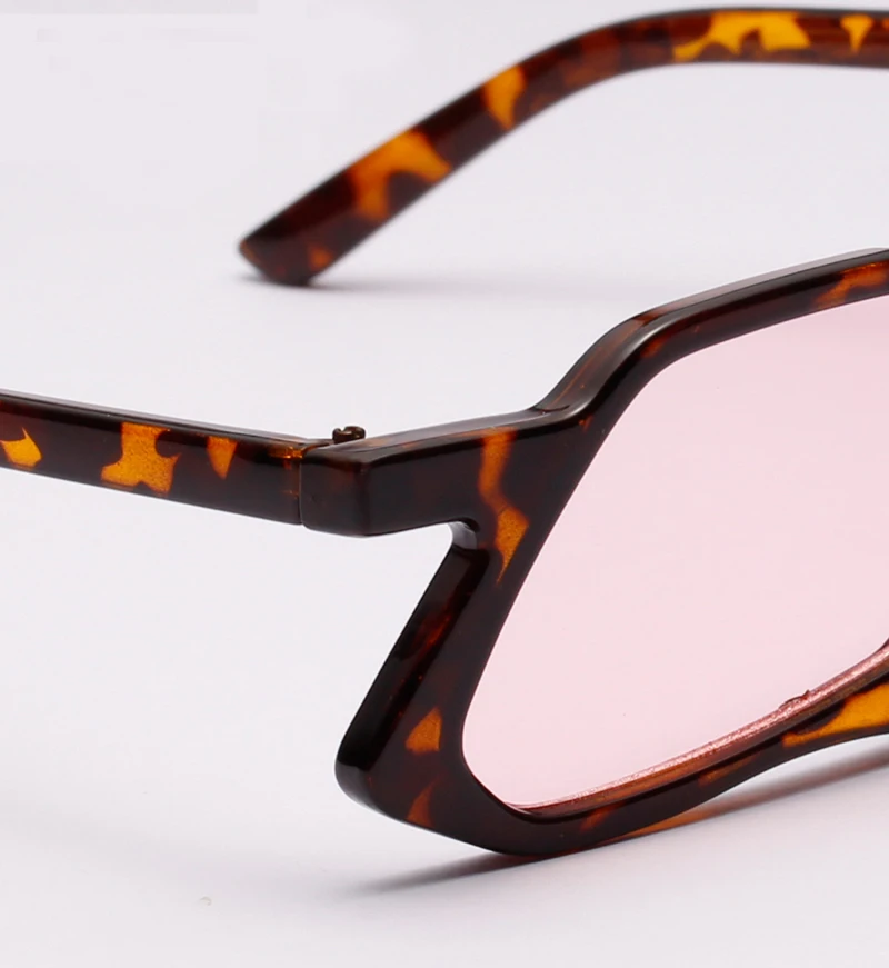 vintage polygon sunglasses men detail (10)