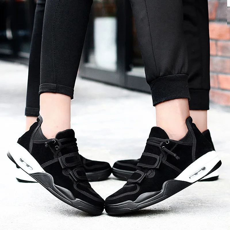 

2019 spring new air cushion bottom strap black shoes fashion wild couple models women's casual shoes.