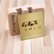 Вырезанная Золотая матовая металлическая карта индивидуальный металлический карта с гравированным принтом 100 шт/партия