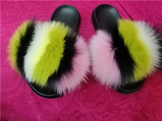 as picture shows COOLSA Hot Women's Striped Plush Fur Slippers Super Fluffy Furry Fox Fur Slides Travel Quick Drying Beach Flip Flops Plus Size - Цвет: as picture shows