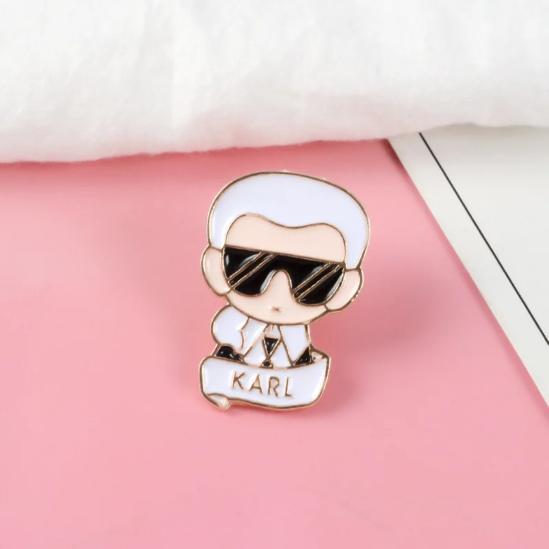 

Free Shipping personality metal cute Cartoon brooch fashion trend leader karl avatar Brooch for Women
