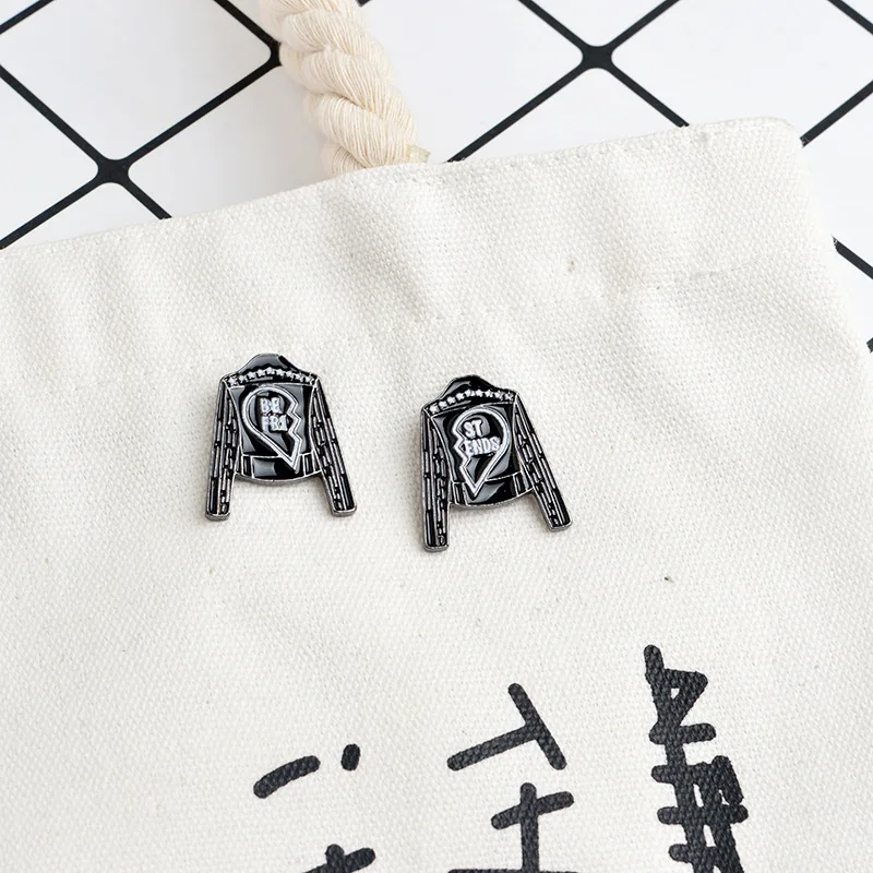 8856603318_1855866462