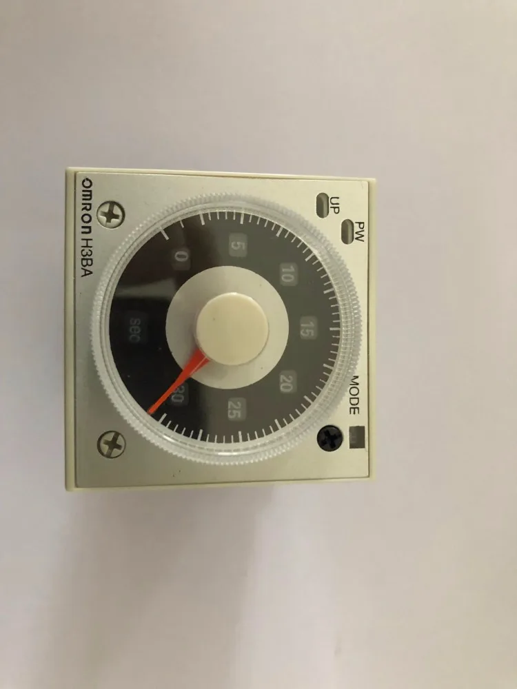 

1Set base+ Multifunctional Timer Relay H3BA-N8H 8PIN 2NO2NC DC12V DC24V AC220V