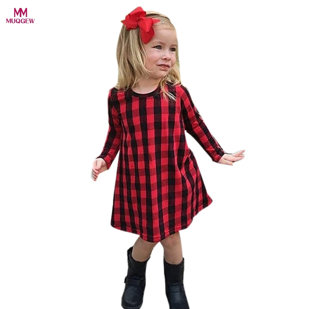 Новое поступление 2017 года осеннее платье для малышей Детская одежда для маленьких девочек красный плед печати платье с длинными рукавами