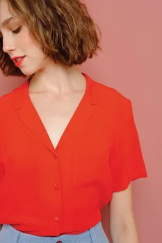 

Chemise Verdad Rouge Short Sleeve Women Shirts 100% Silk Blouse Soft and As light as You could Red Color
