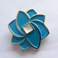 Изготовленный На Заказ Цветок Эмаль Булавка с никелевым покрытием+ резина