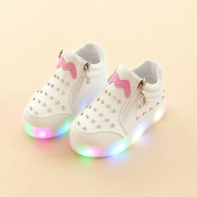 2018 European fashion Zip hot sales LED baby first walkers cool ankle boots lighting cute baby girls boys shoes toddlers sneaker