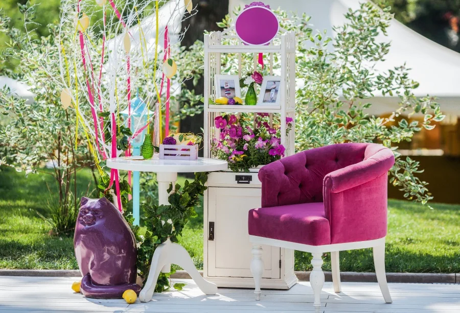 

Laeacco Chair Woden Floor Shelf Flower Grass Outdoor Photography Backgrounds Customized Photographic Backdrops For Photo Studio