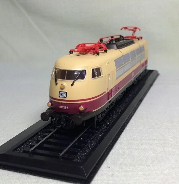 1:87 HO Scale BR 103 226 7 (1973) модель железнодорожного транспорта статическая модель|train