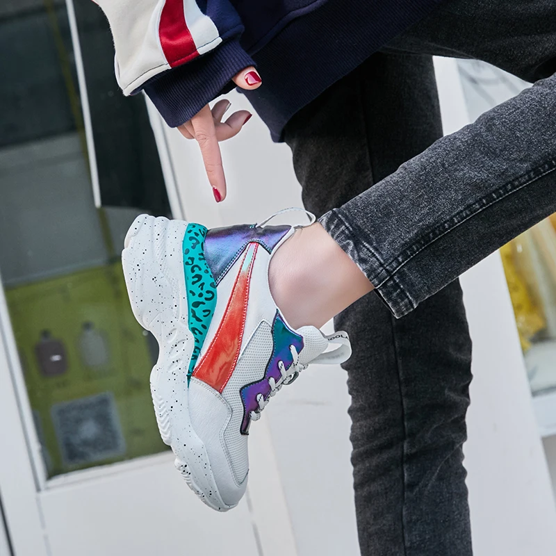 

2019 Women Leather Shoes Black White Sneakers Women Platform Comfortable Footwear 6cm