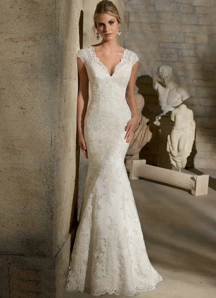 lace wedding dress with buttons down back