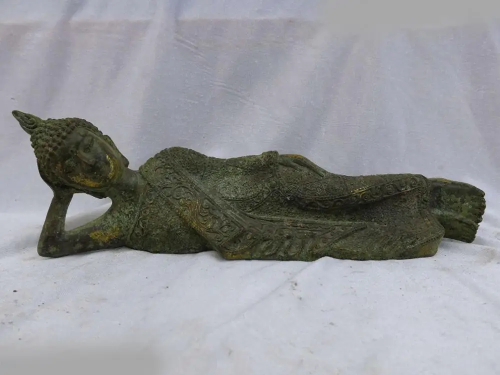 

DS China old bronze gild sculpture decorative design doss Sakyamuni Buddha Statue