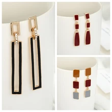 Simple Design Korean Earrings Women's Geometric Style Red Stone Pendant Earrings Fashion Elegant Temperament Earrings Jewelry Simple Design Korean Earrings Women's Geometric Style Red Stone Pendant Earrings Fashion Elegant Temperament Earrings Jewelry