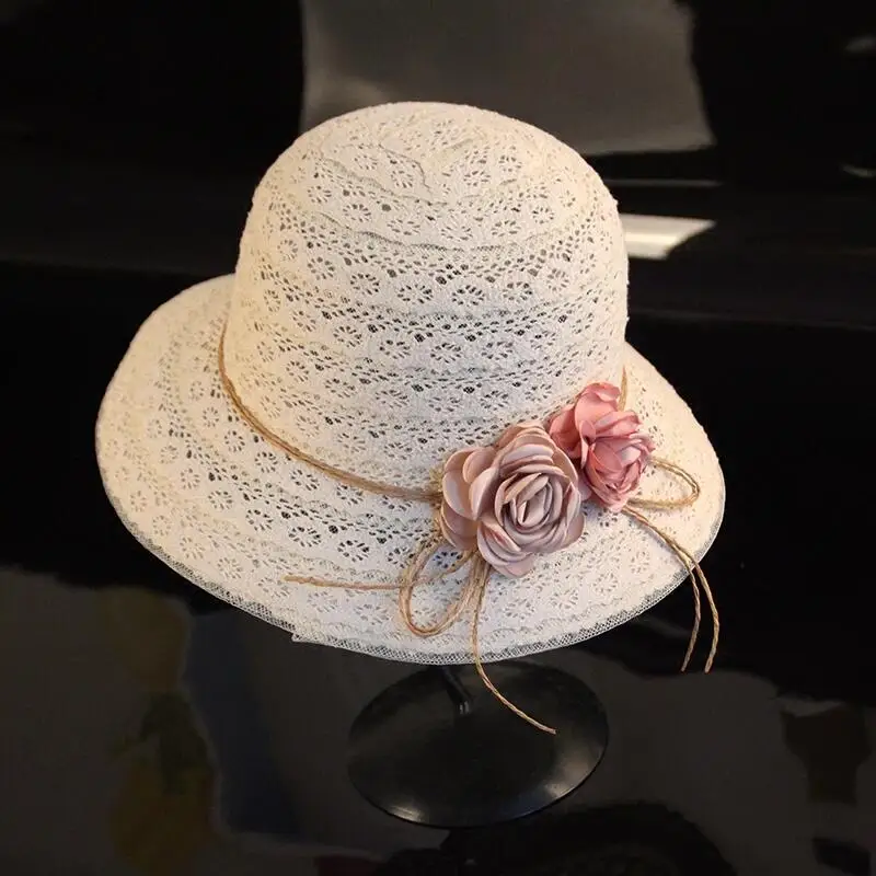 2018 جديد الصيف زهرة يدوية الصنع القش المرأة الطوق القبعة قبعة بحافة لفة المتابعة تنحنح شاطئ كاب قبعة الشمس للأم و الطفل 2018 جديد الصيف زهرة يدوية الصنع القش المرأة الطوق القبعة قبعة بحافة لفة المتابعة تنحنح شاطئ كاب قبعة الشمس للأم و الطفل