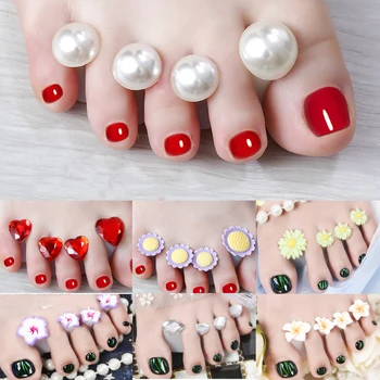 

8pc Silica Gel Foot Toe Separator Finger Protector Nail Tips Flower Red Heart Image For Flexible Use UV Gel Polish Nail Art Tool