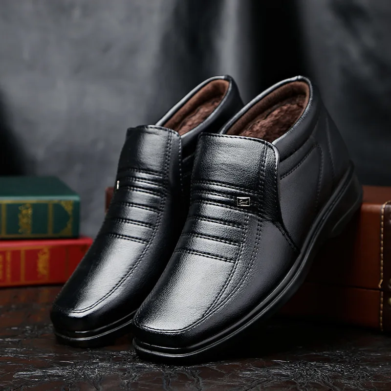 melhor Botas De homens 2018 Homens de Negócios Casuais Sapatos De Couro Homens Oxfords Clássico Homens Sapatos Flats Dedo Do Pé Redondo Confortável Escritório do Pai