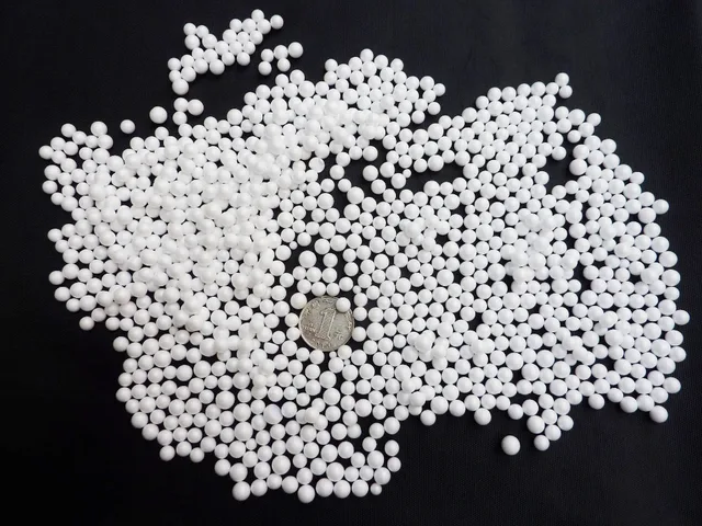 5 7mm Christmas Snow Foam Particles Beanbag Filler Particle 5 7mm Christmas Snow Foam Particles Beanbag Filler Particle Styrofoam Snowmaking Pillow