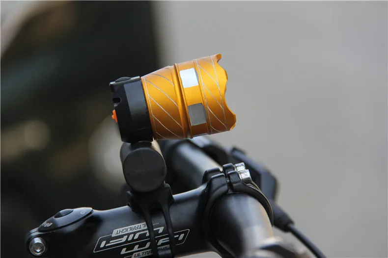 Cheap kava Bicycle Light Power Bank Waterproof USB Rechargeable Bike Light Side Warning Flashlight 700 Lumen 18650 2000mAh 5 Modes 35