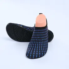 Мужская водонепроницаемая обувь; женская спортивная обувь для вождения; полосатая пляжная обувь для бассейна; полосатые шлепанцы для серфинга