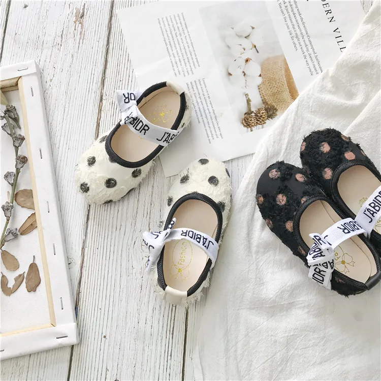 

Toddler Girls Princess Leather Shoes Autumn 2019 New Wave Point Soft Sole Single Shoes for Girls Baby Children Bean Shoes Kids