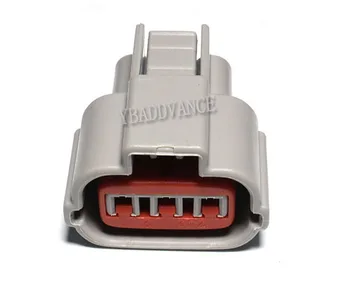 

Made In China 3 Pin Female Type Auto Connector With Pins and Wire Seals