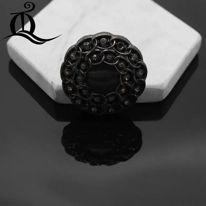 

1pcs 38mm black with glass surface Diamonds coat.Rhinestone Fur buttons. big with a diamond buckle,acrylic metal buttons