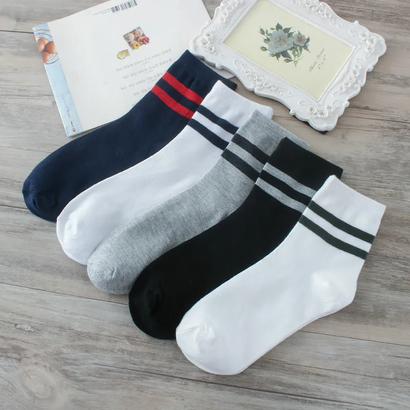 

Hot Sale Women Socks Unisex Sports Comfortable Stripe Cotton Sock chaussette femme Gray White Black Stripe Women Ankle Socks